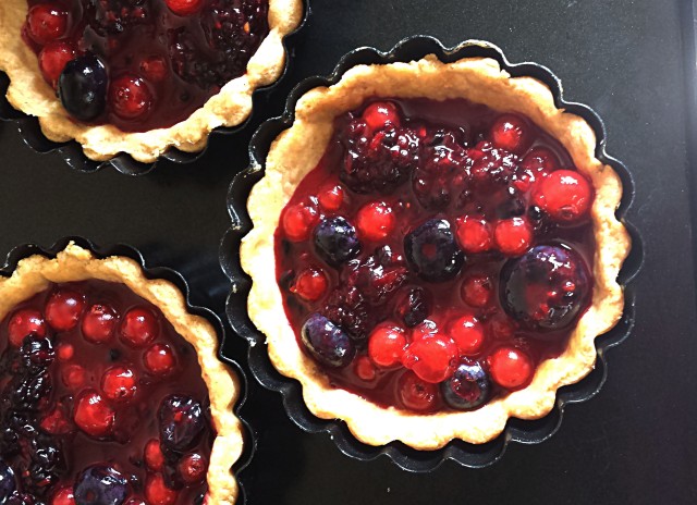 Red Black & Blue Crumble Tarts- Oh So Sweet Baker